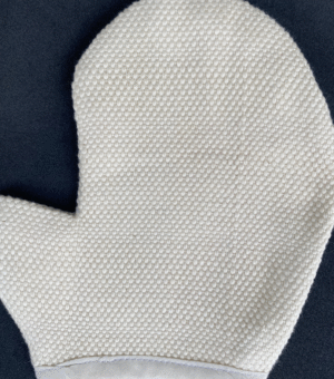 Giggles Extra Gentle Exfoliating Glove